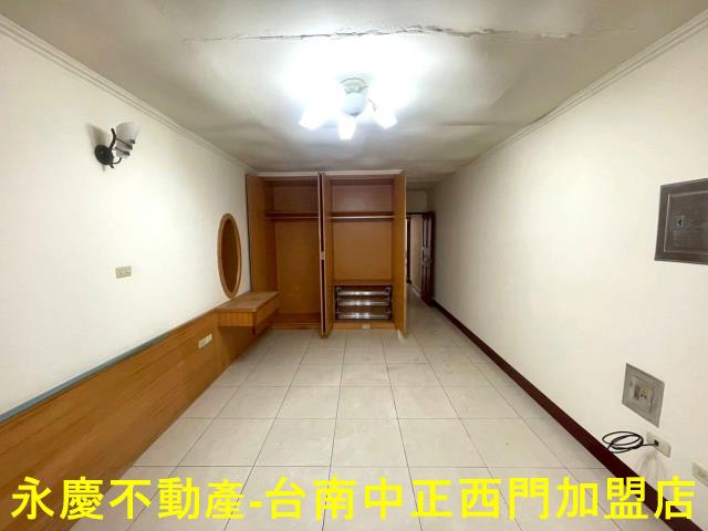 中西區透天-7