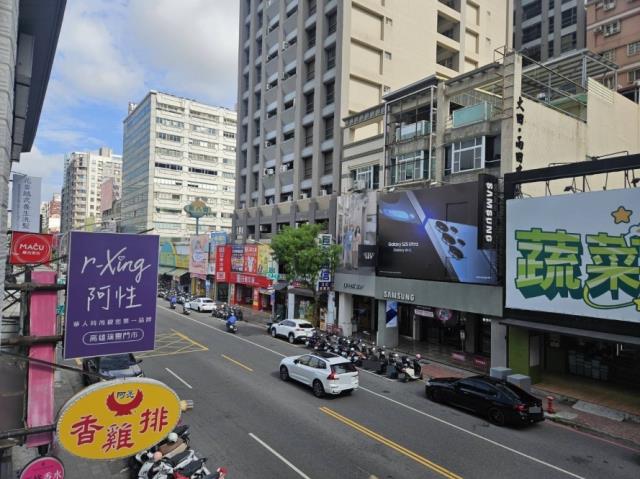 高雄鼓山透天-15