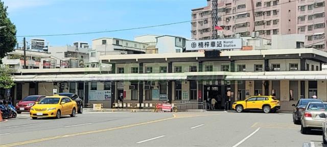 楠梓透天-2