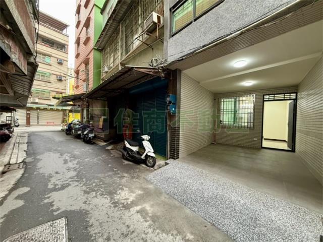 前鎮透天-2