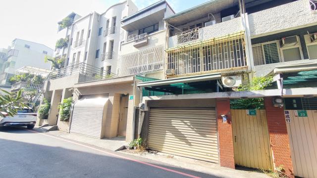 東區透天-3