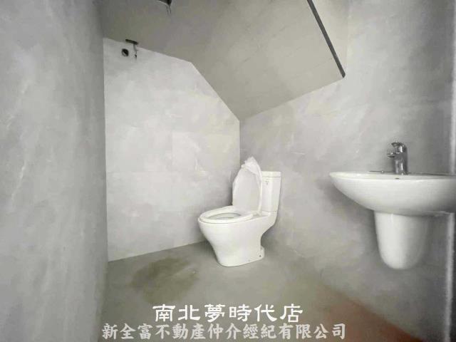 台南永康透天-11