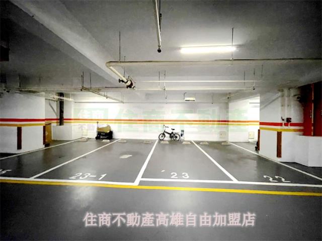 高雄三民區大樓-14