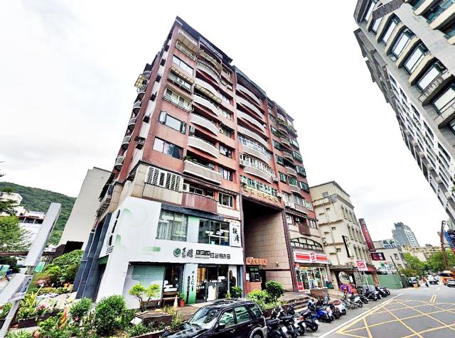 礁溪仁愛路溫泉廣場