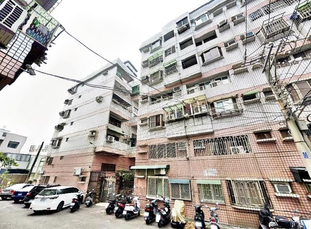 仁德區北保一街兩房