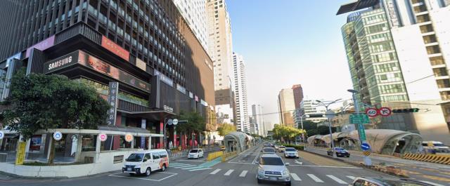 台中西區店面-4