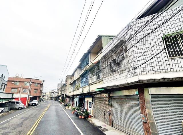 關廟區東安街透天