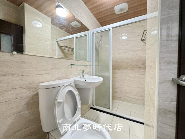 台南東區透天-10