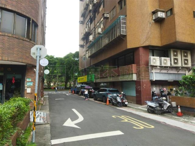 台北大安區透天-8