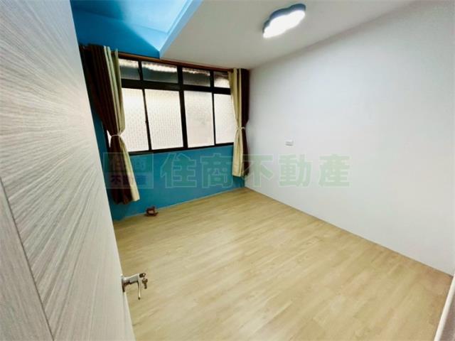 高雄小港公寓-11