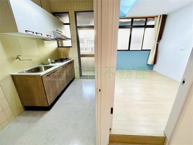 高雄小港公寓-8