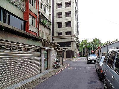 台北松山公寓法拍-2
