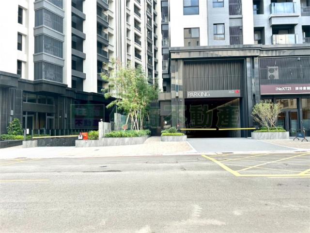高雄左營大樓-1