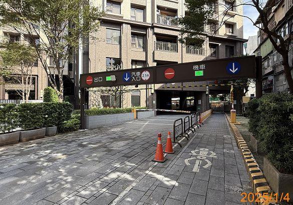 新北土城法拍大樓-9
