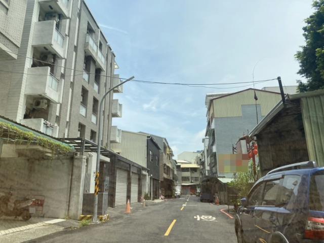 台南東區透天-10
