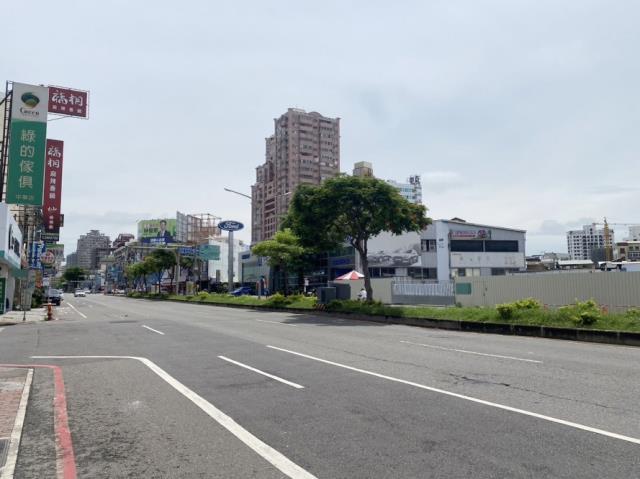台南東區透天-11