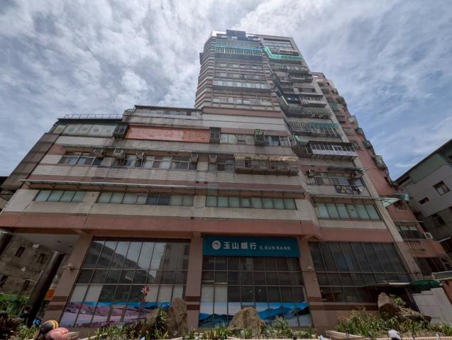 新北三重大樓法拍-1