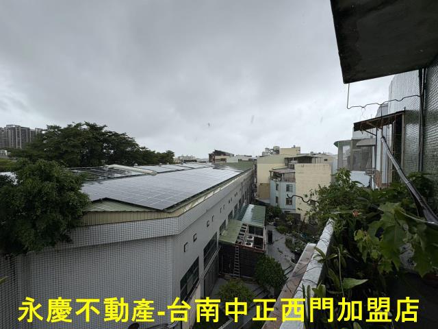 台南南區公寓-11