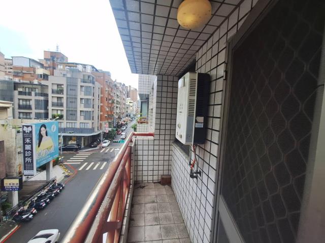 台中南屯華廈-8