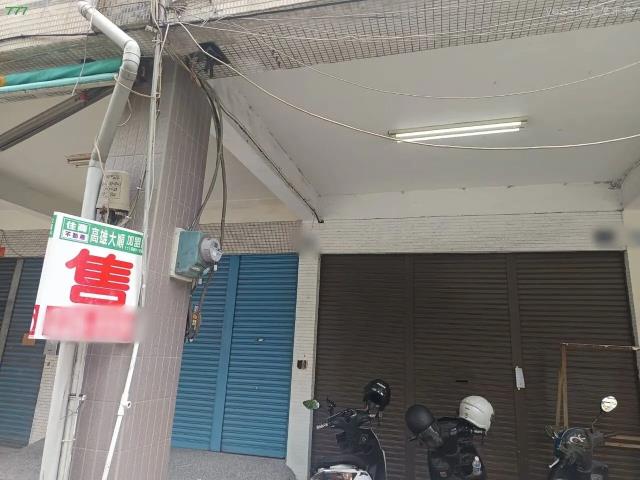 高雄苓雅透天-1