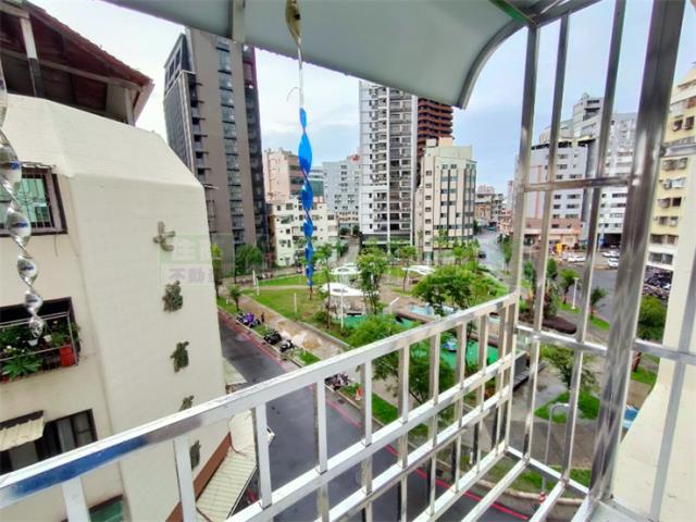 高雄鹽埕大樓-10