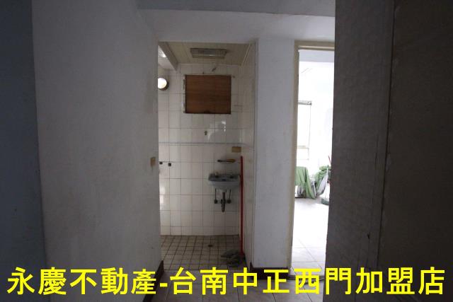 東區大樓-11