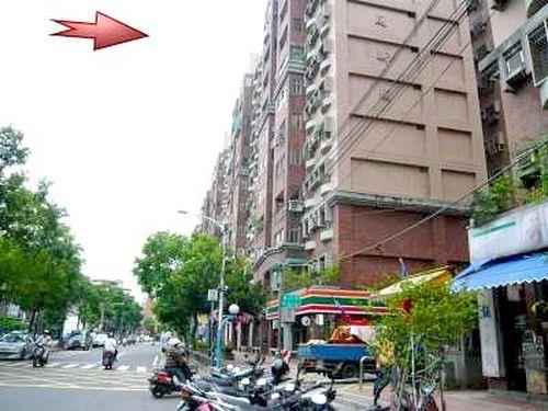 板橋大樓法拍-3
