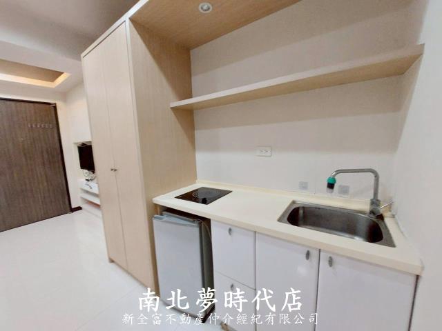 台南東區套房-8