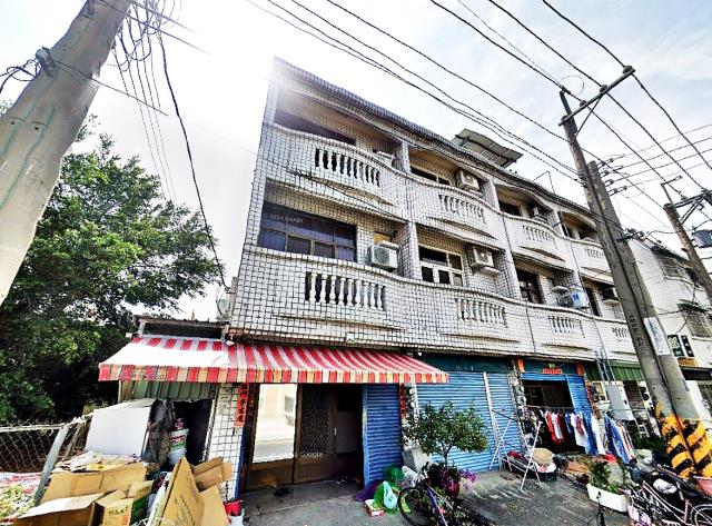 太保市後潭邊間透天