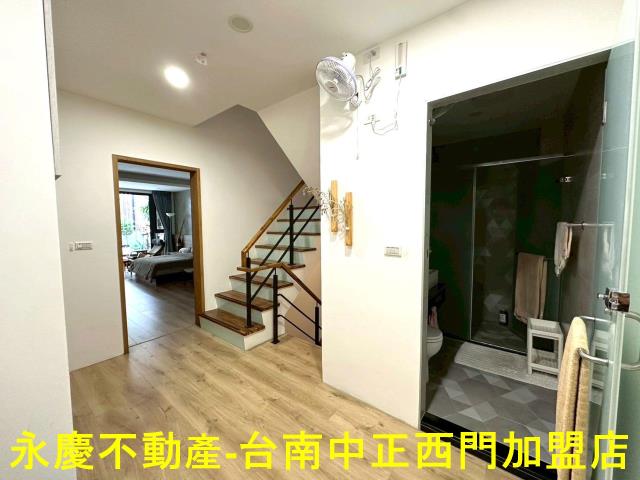 台南東區透天-14