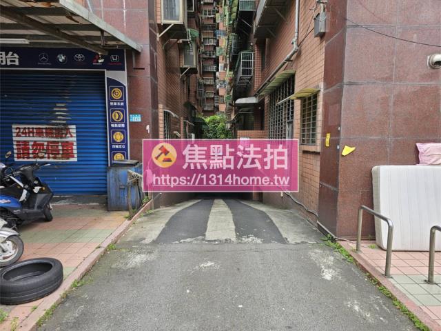 新北大樓法拍-7