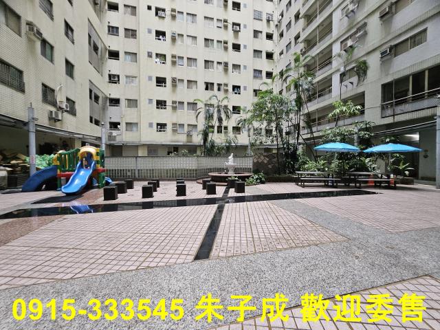 高雄三民區大樓-12