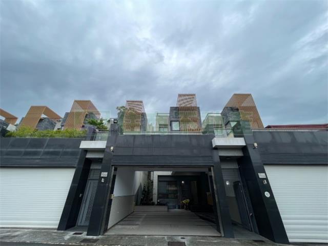 美濃透天-1