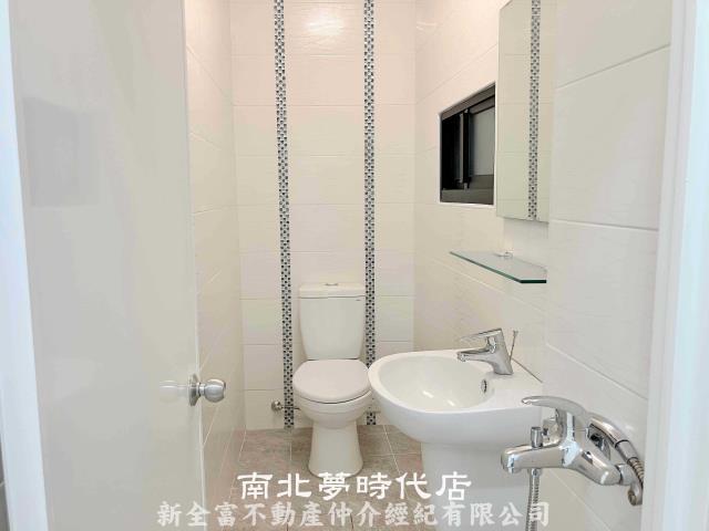 台南東區透天-12