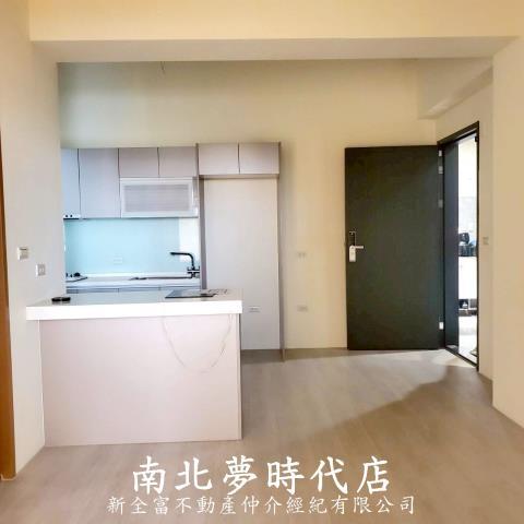 新營華廈-1