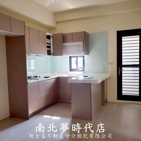 新營華廈-2