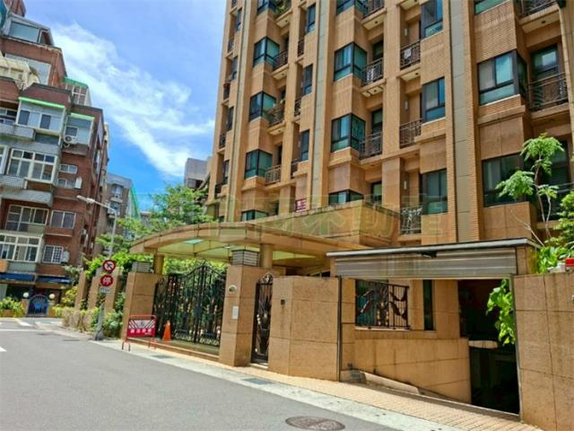 台北士林店面-1