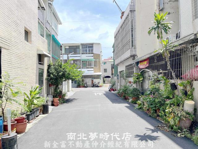 東區透天-1
