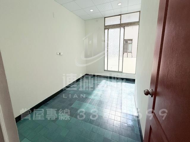 台南東區透天-8