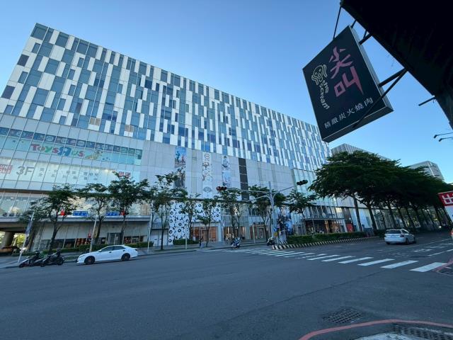 台南東區店面-1
