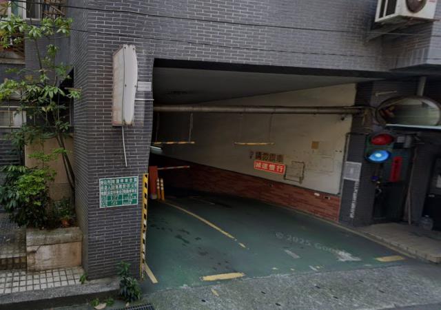 新北新店拍賣大樓-4