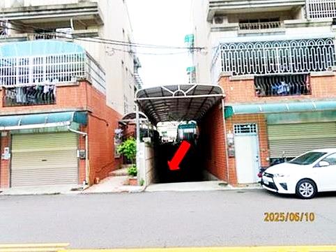 嘉義市東區軍輝路透天