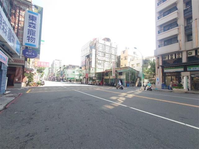 新興區大樓-3
