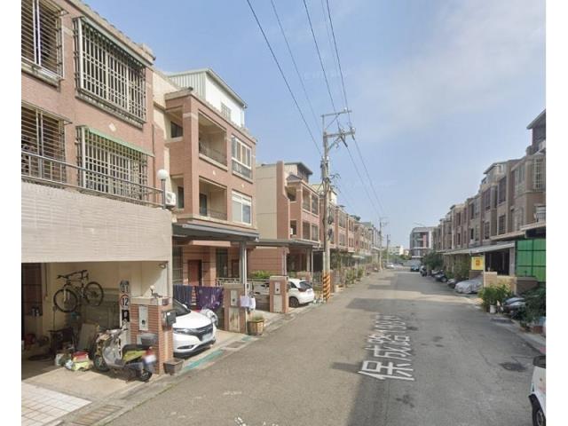 台中沙鹿法拍透天-3