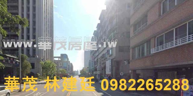 台南華廈法拍-1