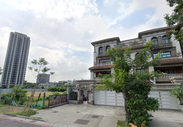 高雄楠梓別墅拍賣-2