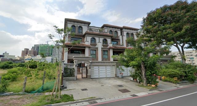 高雄楠梓別墅拍賣-5