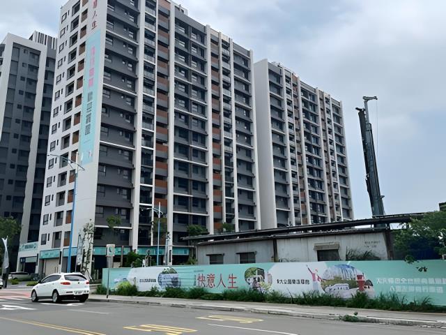 新北八里大樓法拍-4