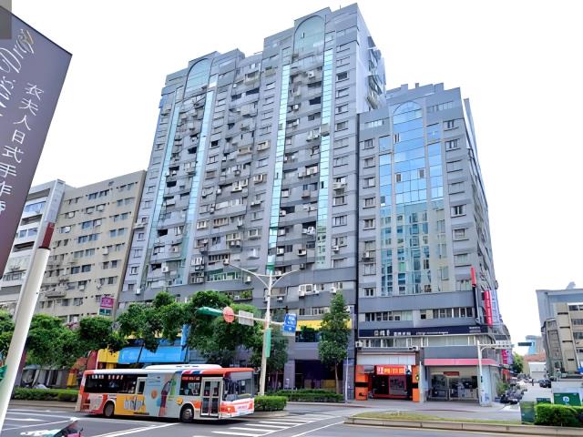 台北松山法拍大樓-1
