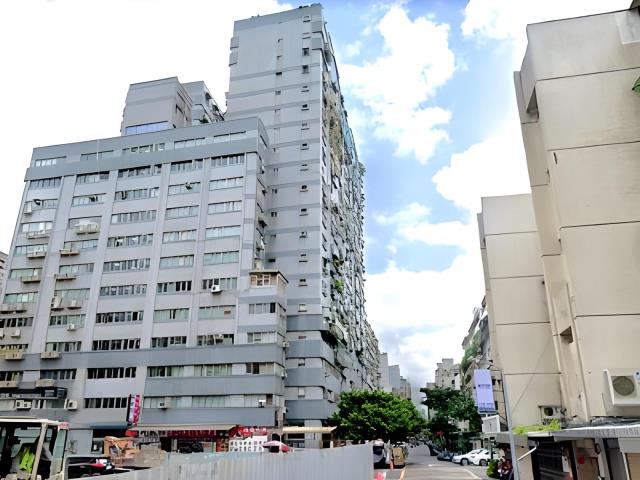 台北松山法拍大樓-9